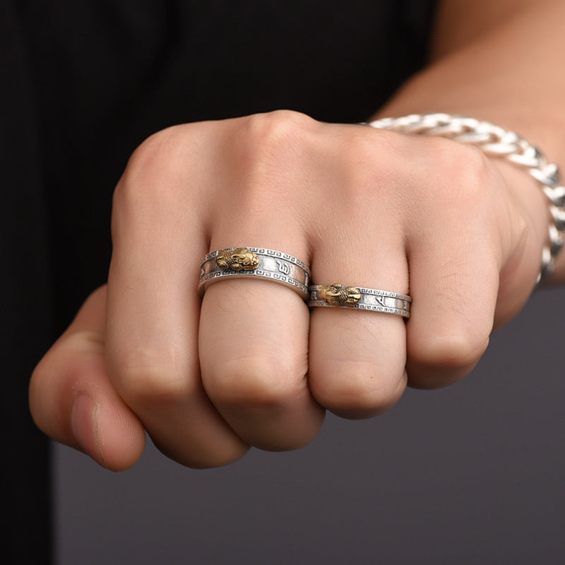 Personalized Fashion With Lovers' Rings