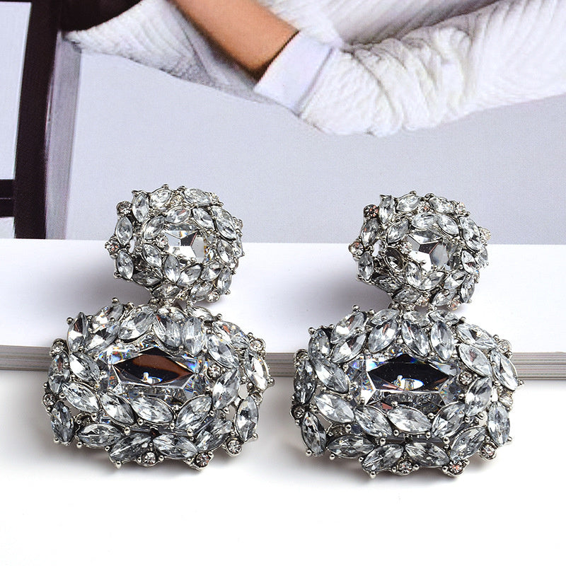 Trendy Earrings New Color Ornament