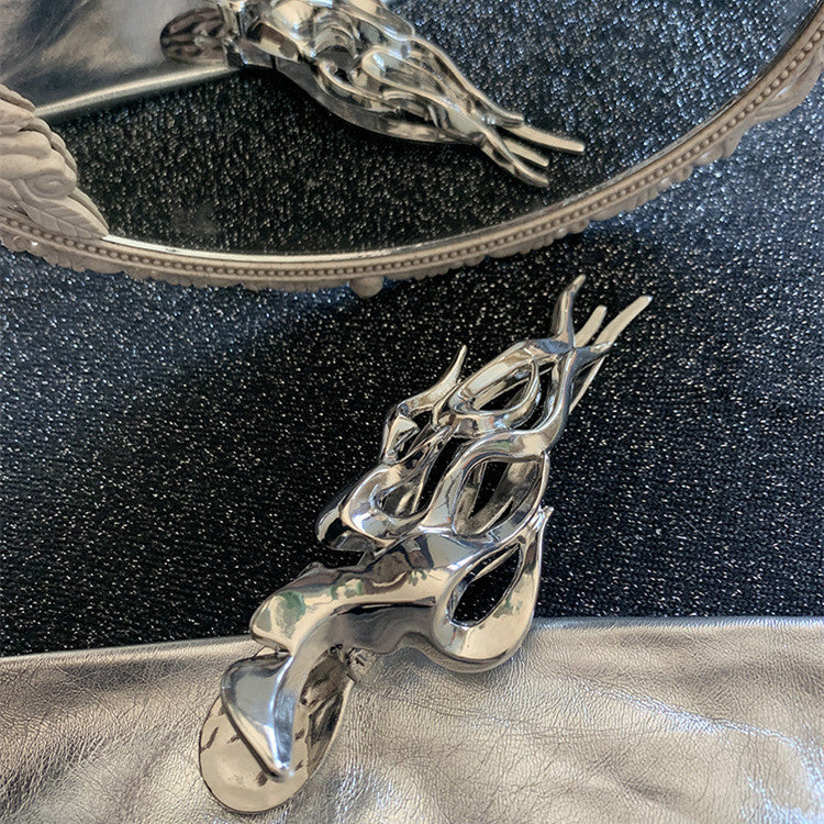 Metal Hairpins Have A Sense Of Niche Design