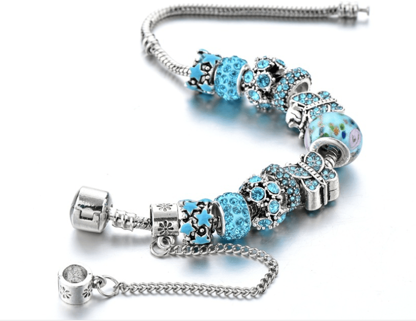 Women's Fashionable Alloy Lake Blue Diamond Butterfly Bracelet